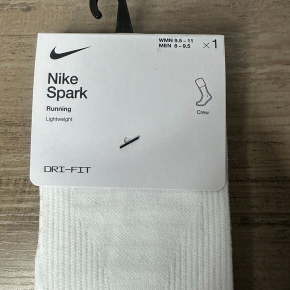 NWT Nike Unisex Spark Dri-FIT Running Crew Socks White Size Medium (DA3584-100) - Picture 2 of 8